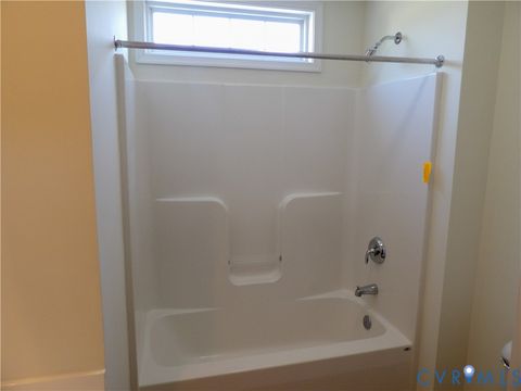 Tiny photo for 401 E 15th Street, Richmond, VA 23224 (MLS # 2610773)