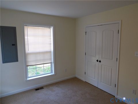 Tiny photo for 401 E 15th Street, Richmond, VA 23224 (MLS # 2610773)