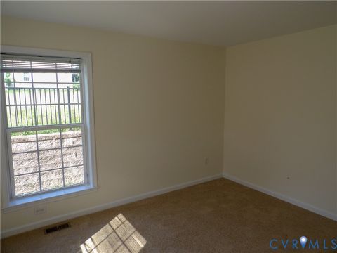 Tiny photo for 401 E 15th Street, Richmond, VA 23224 (MLS # 2610773)