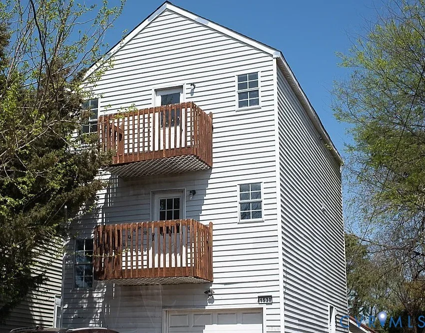 1530 W 40th Street
