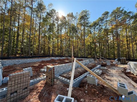 Tiny photo for 141 Jamestown Lane, Bracey, VA 23919 (MLS # 2530433)