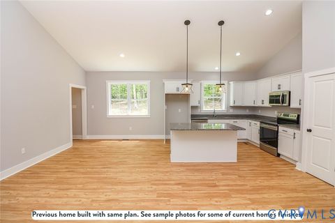 Tiny photo for 141 Jamestown Lane, Bracey, VA 23919 (MLS # 2530433)