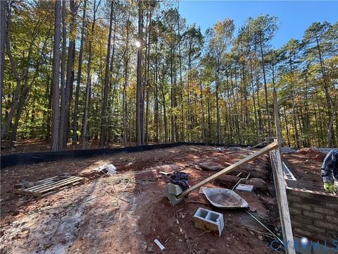 Tiny photo for 141 Jamestown Lane, Bracey, VA 23919 (MLS # 2530433)