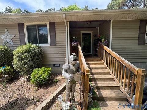 Photo of 5704 Brills Road, Mc Kenney, VA 23872 (MLS # 2611534)