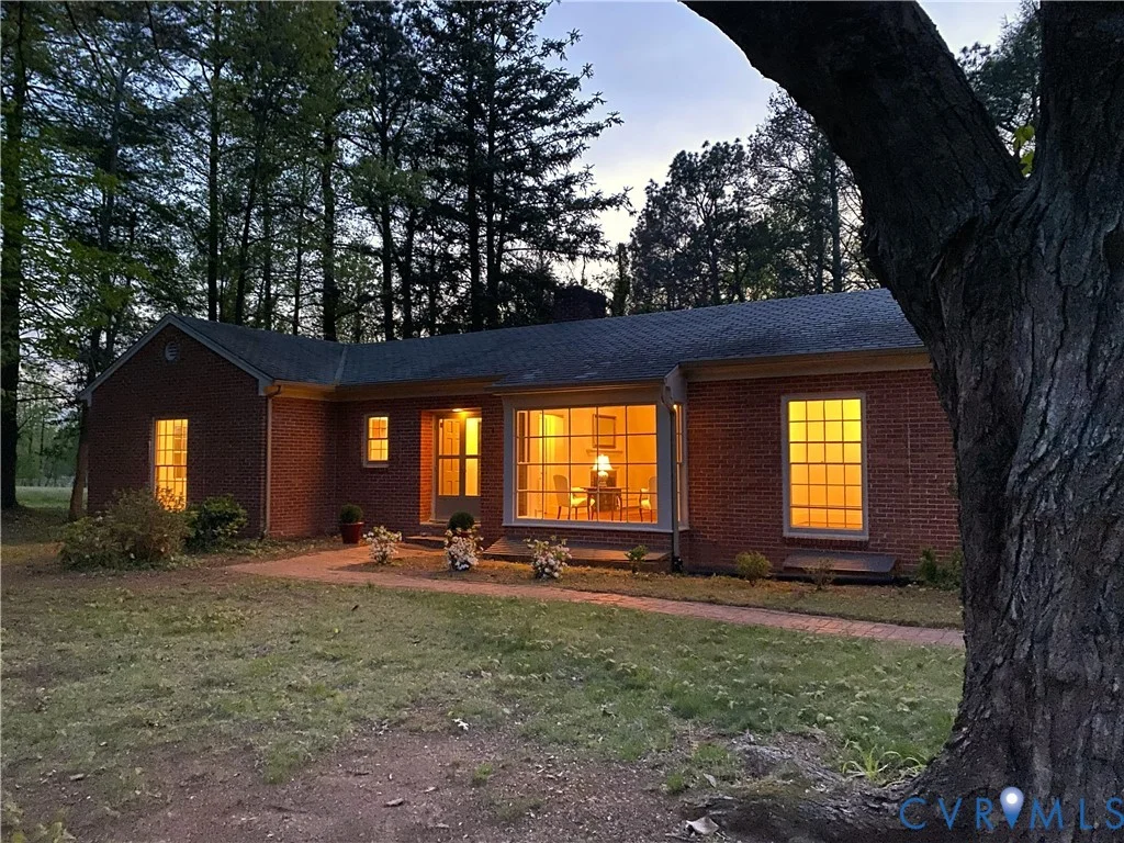 3271 Rosney Road