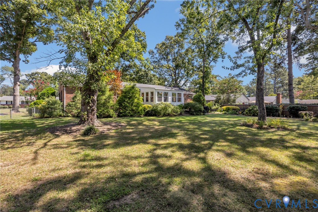 Henrico, Virginia 23229, United States, 4 Bedrooms Bedrooms, ,3 BathroomsBathrooms,Residential,Active,199242