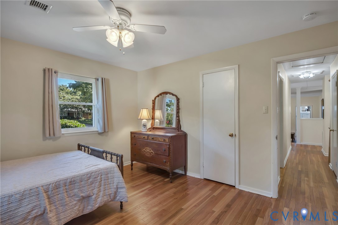 Henrico, Virginia 23229, United States, 4 Bedrooms Bedrooms, ,3 BathroomsBathrooms,Residential,Active,199242