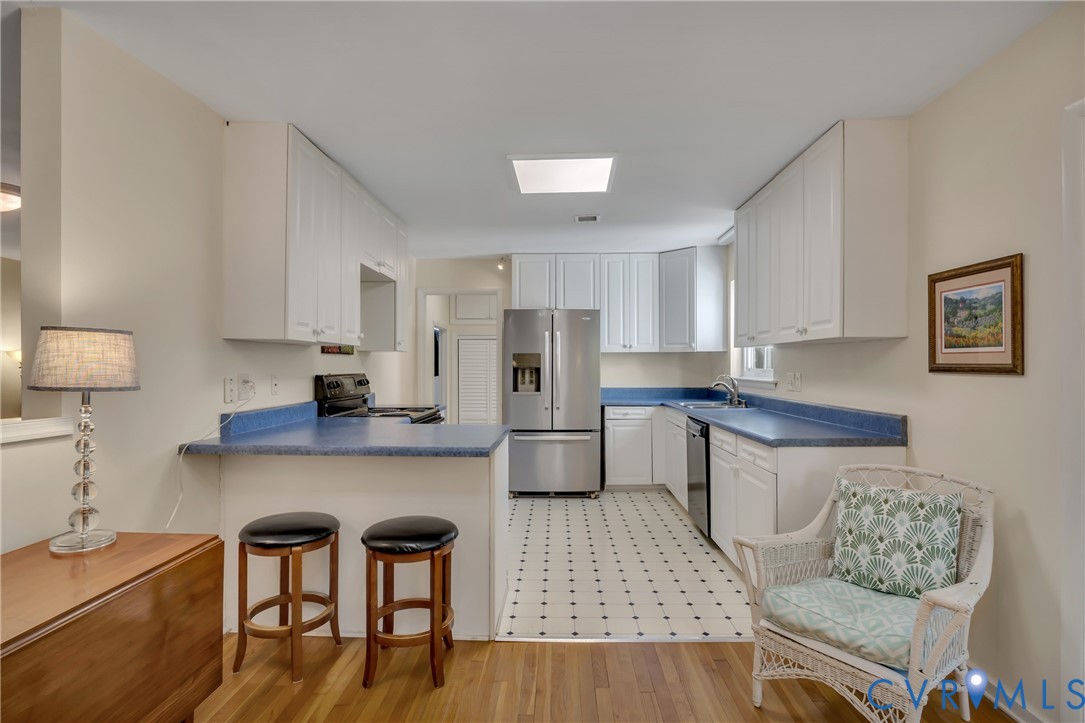 Henrico, Virginia 23229, United States, 4 Bedrooms Bedrooms, ,3 BathroomsBathrooms,Residential,Active,199242