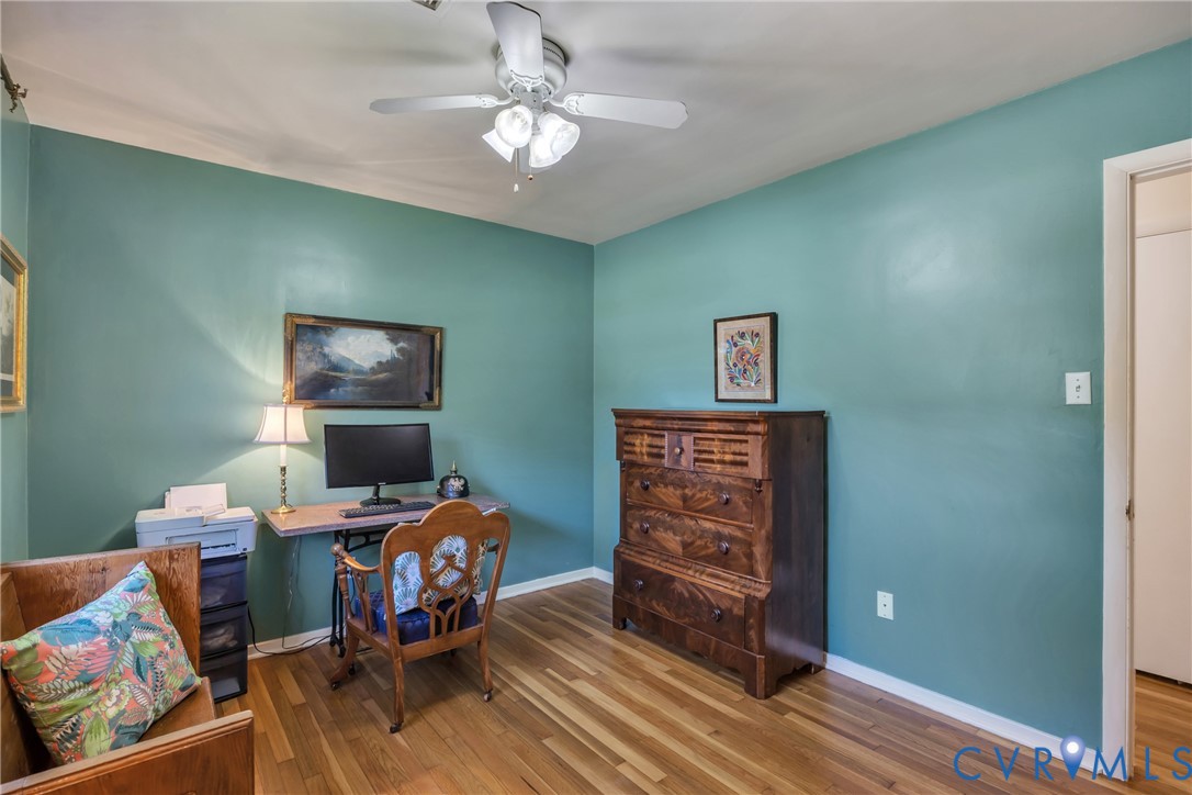 Henrico, Virginia 23229, United States, 4 Bedrooms Bedrooms, ,3 BathroomsBathrooms,Residential,Active,199242