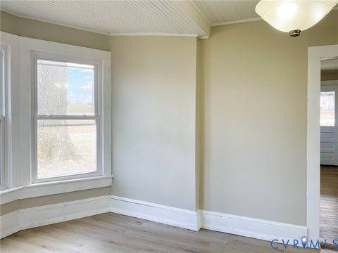 Tiny photo for 1016 Court Street, Victoria, VA 23974 (MLS # 2606463)