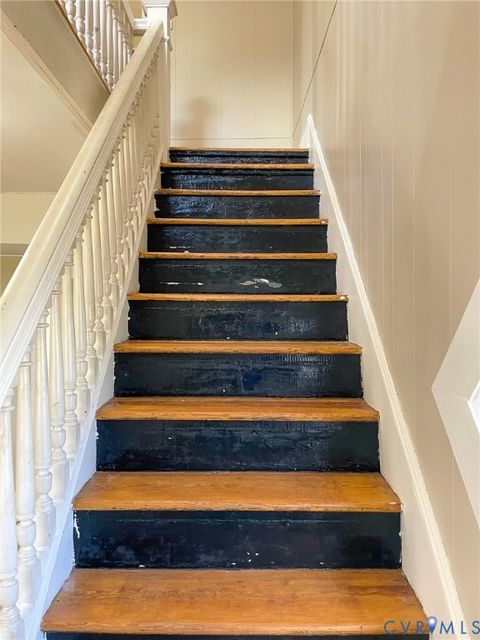 Tiny photo for 1016 Court Street, Victoria, VA 23974 (MLS # 2606463)