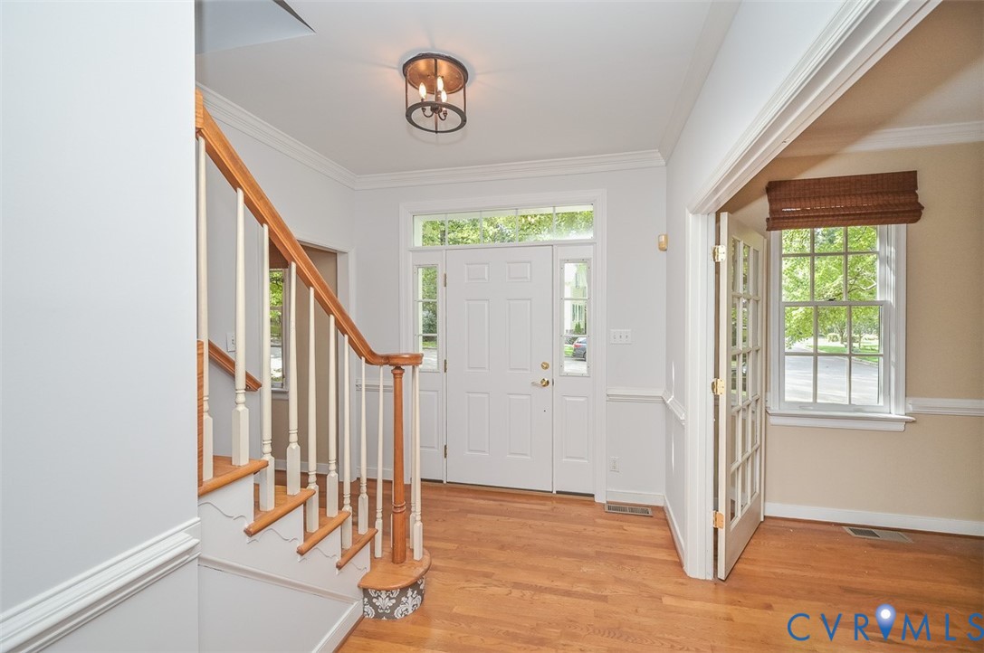 10434 Oak Cottage Drive