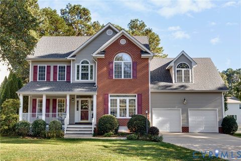 Photo of 8513 Hampton Crest Circle, Chesterfield, VA 23832 (MLS # 2527423)