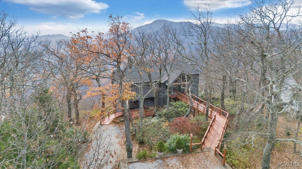 Wintergreen, Virginia 22967, United States, 6 Bedrooms Bedrooms, ,6 BathroomsBathrooms,Residential,Active,33393