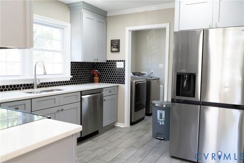 Tiny photo for 2718 Stacie Road, Richmond, VA 23224 (MLS # 2617881)