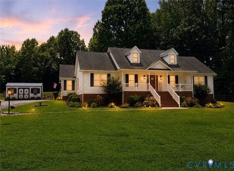 Photo of 17301 Amelia Avenue, Amelia Courthouse, VA 23002 (MLS # 2618932)