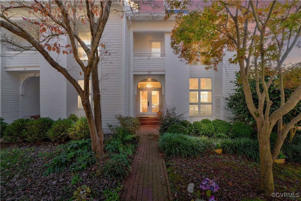 Photo for 35 James Falls Drive, Richmond, VA 23221 (MLS # 2429279)