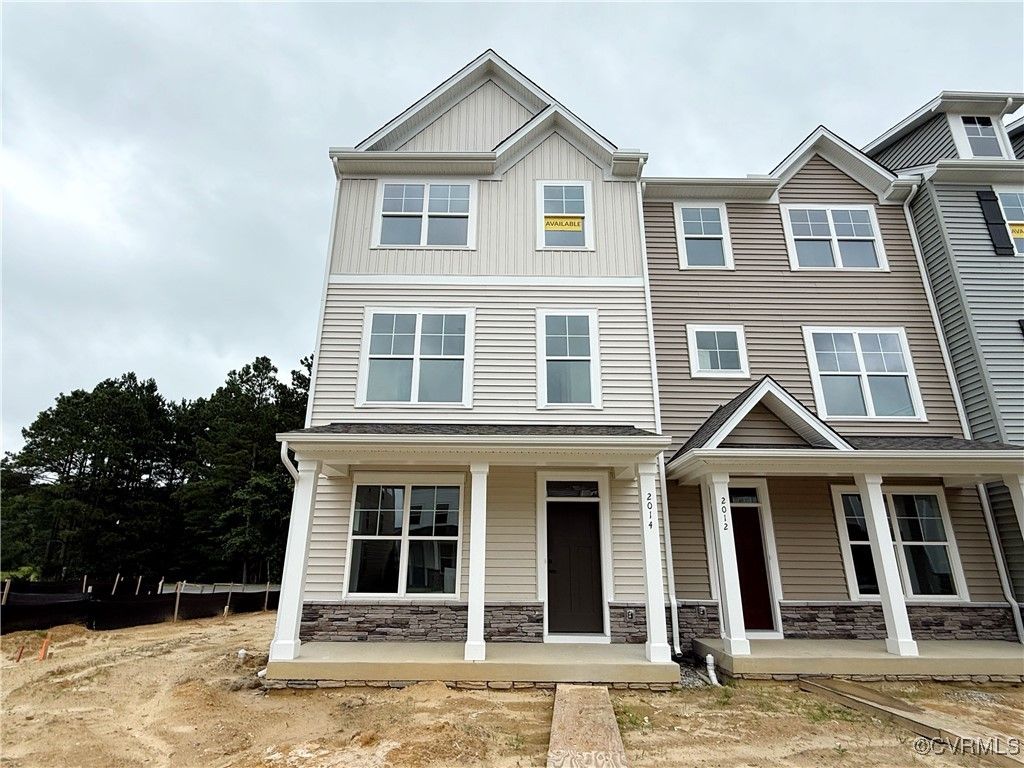 Photo for 2014 Stanford Lane, Newport News, VA 23608 (MLS # 2425445)