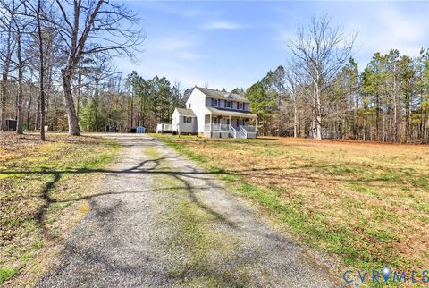 Tiny photo for 4946 Midway Road, Dinwiddie, VA 23833 (MLS # 2605807)