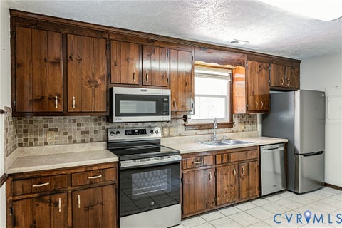 Tiny photo for 1905 Evanrude Court, Sandston, VA 23150 (MLS # 2625885)