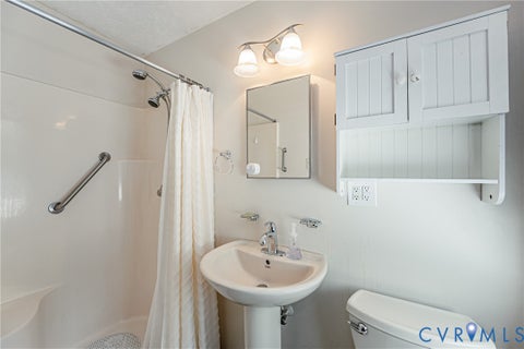 Tiny photo for 1905 Evanrude Court, Sandston, VA 23150 (MLS # 2625885)