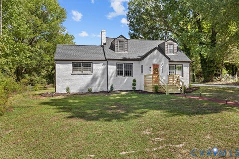 Tiny photo for 821 Fort Lee Road, North Dinwiddie, VA 23803 (MLS # 2624033)