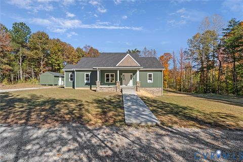 Photo of 319 Apple Grove Road, Louisa, VA 23117 (MLS # 2529562) Photo of 319 Apple Grove Road, Louisa, VA 23117 (MLS # 2529562)