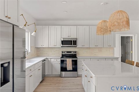 Tiny photo for 319 Apple Grove Road, Louisa, VA 23117 (MLS # 2529562)