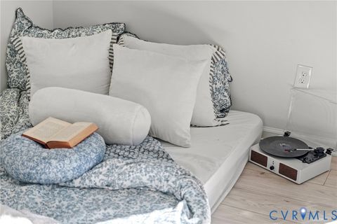 Tiny photo for 319 Apple Grove Road, Louisa, VA 23117 (MLS # 2529562)