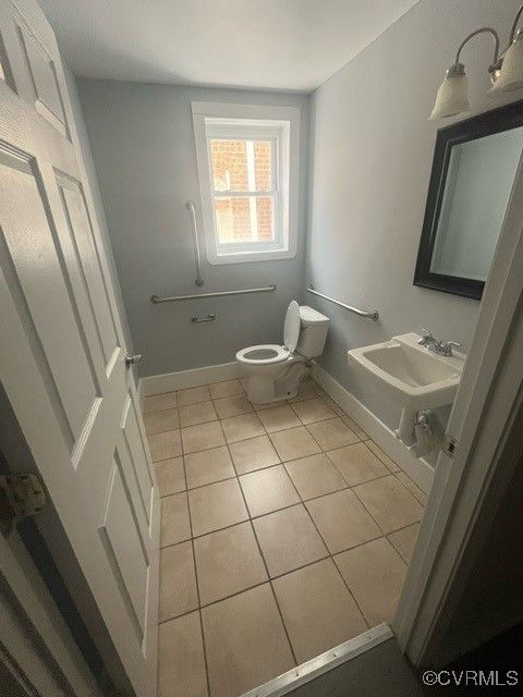 Tiny photo for 2302 W Main Street, Richmond, VA 23220 (MLS # 2509332)