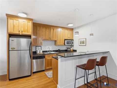 Tiny photo for 2705 Hanover Avenue #U6, Richmond, VA 23220 (MLS # 2627799)