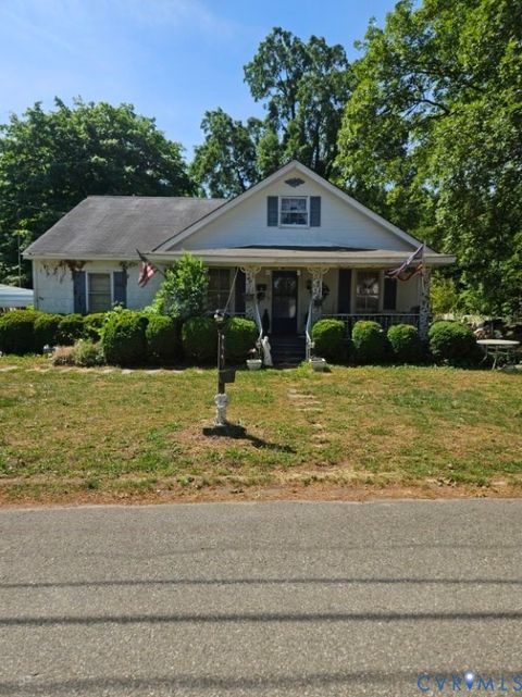 Photo of 123 Drew Street, Chase City, VA 23924 (MLS # 2614341)