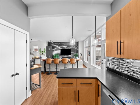 Tiny photo for 1714 W Cary Street #U6, Richmond, VA 23220 (MLS # 2627399)