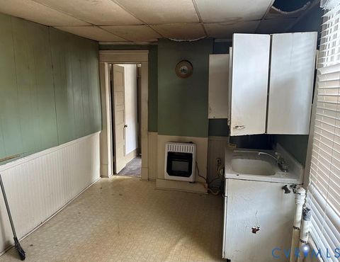 Tiny photo for 1134 W Washington Street, Petersburg, VA 23803 (MLS # 2607817)