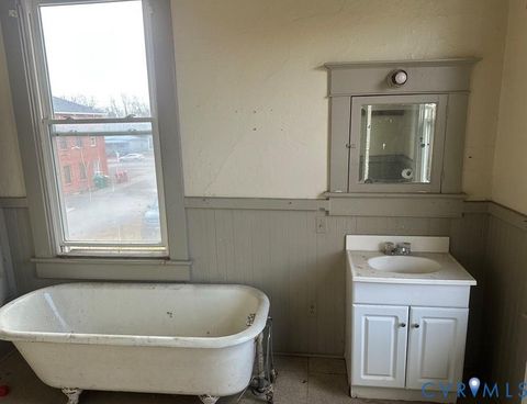 Tiny photo for 1134 W Washington Street, Petersburg, VA 23803 (MLS # 2607817)