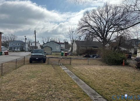 Tiny photo for 1134 W Washington Street, Petersburg, VA 23803 (MLS # 2607817)