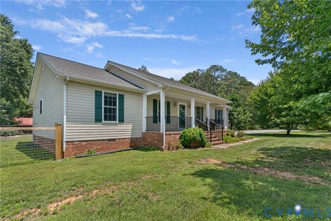 Photo of 17143 Whitehouse Farm Drive, Beaverdam, VA 23015 (MLS # 2617899)