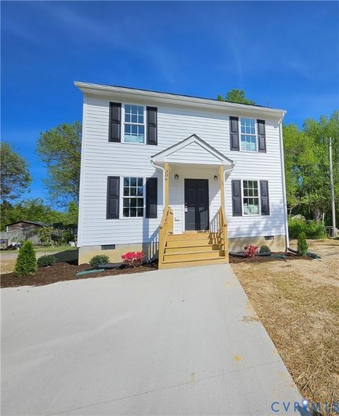 Photo of 306 N WEST Avenue, Blackstone, VA 23824 (MLS # 2609112)