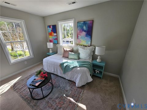 Tiny photo for 306 N WEST Avenue, Blackstone, VA 23824 (MLS # 2609112)