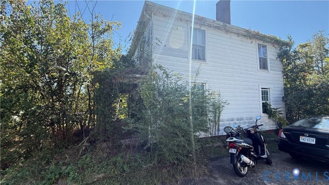 Photo of 305 Union Street, Martinsville, VA 24112 (MLS # 2626486)