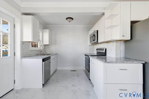 Tiny photo for 152 Chesterfield Avenue, Colonial Heights, VA 23834 (MLS # 2532298)