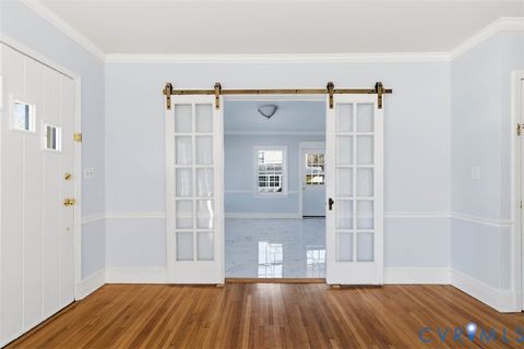 Tiny photo for 152 Chesterfield Avenue, Colonial Heights, VA 23834 (MLS # 2532298)