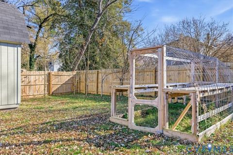 Tiny photo for 152 Chesterfield Avenue, Colonial Heights, VA 23834 (MLS # 2532298)