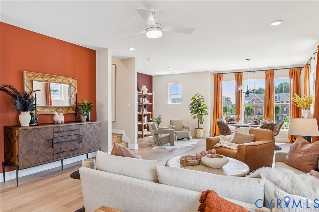 12029 Flowering Lavender Loop