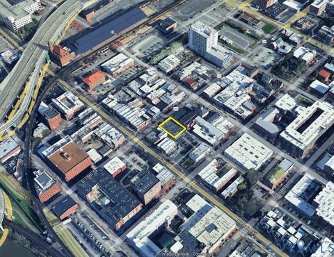 Tiny photo for 7 N 18th Street, Richmond, VA 23223 (MLS # 2603134)