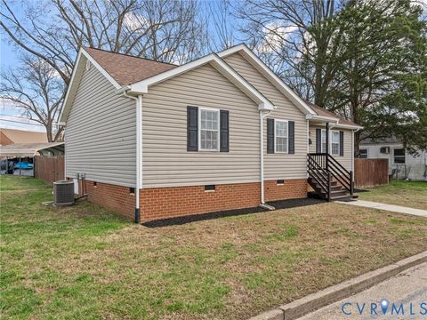 Tiny photo for 309 S 17th Avenue, Hopewell, VA 23860 (MLS # 2605744)