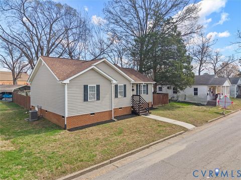 Tiny photo for 309 S 17th Avenue, Hopewell, VA 23860 (MLS # 2605744)
