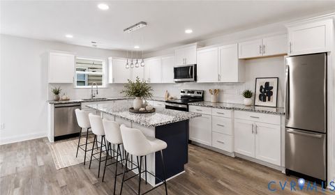 Tiny photo for 2008 New York Avenue, Hopewell, VA 23860 (MLS # 2619331)