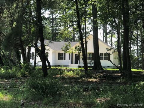 A home in Heathsville