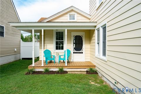 Tiny photo for 621 Lee Street, West Point, VA 23181 (MLS # 2605663)